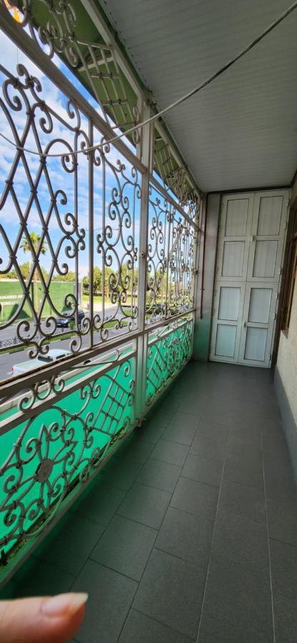 Gelahouse Aparthotel Batumi Luaran gambar